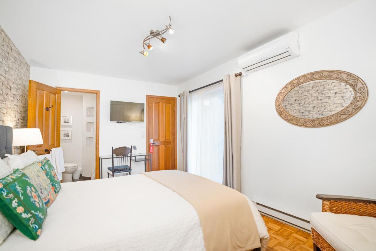 Accueil Chez Francois Bed & Breakfast Montreal Exterior foto